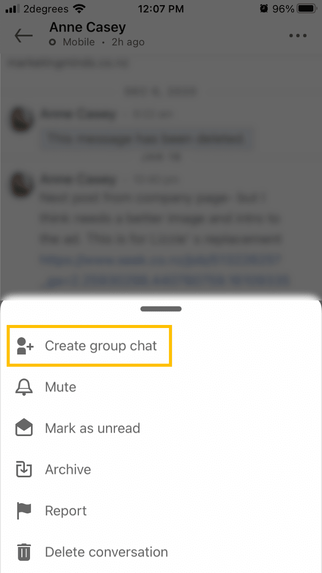 Training on LinkedIn: how to create a group chat