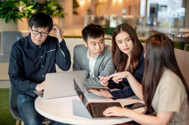 2.1 Insights, social listening, strategy Strategy, Planning & Implementation